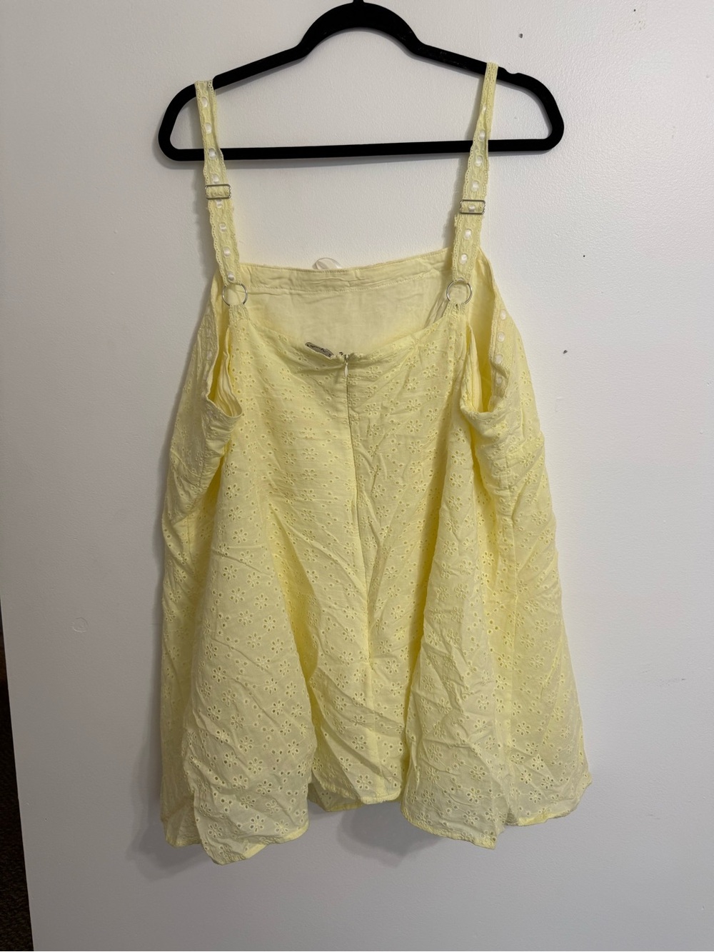 ARULA Eyelet Mini Dress in Pale Yellow - Picture 4 of 4